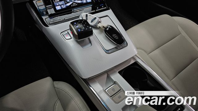 Hyundai Grandeur Hybrid (IG) Le Blanc 2023 — фото 9