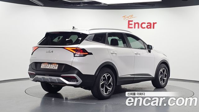 Kia Sportage (V) Gasoline 1.6 Turbo 2WD Prestige 2022 — фото 2