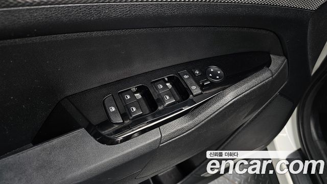Kia Sportage (V) Gasoline 1.6 Turbo 2WD Prestige 2022 — фото 16
