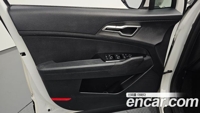 Kia Sportage (V) Gasoline 1.6 Turbo 2WD Prestige 2022 — фото 24