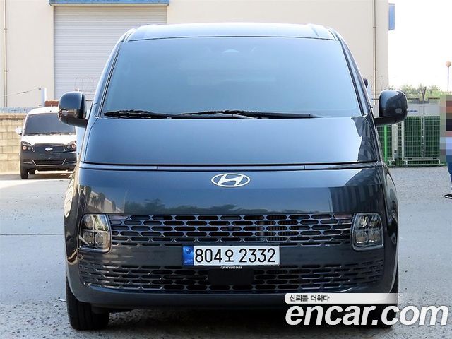 Hyundai Staria HEV 1.6 Cargo 5-Seater Modern 2025 — фото 1