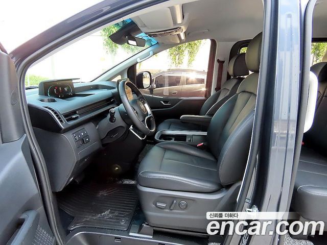 Hyundai Staria HEV 1.6 Cargo 5-Seater Modern 2025 — фото 5