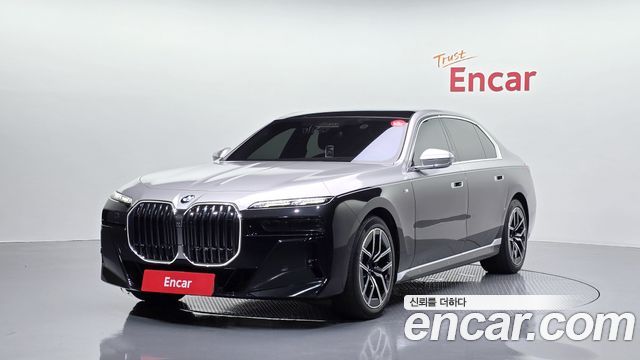 BMW 7 Series (G70) 740d xDrive M Sport