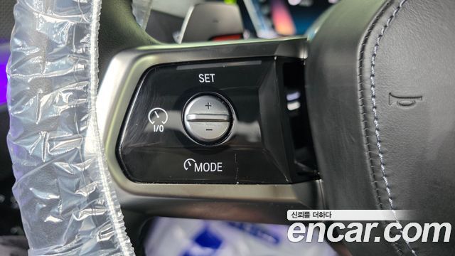 BMW 7 Series (G70) 740d xDrive M Sport 2024 — фото 30
