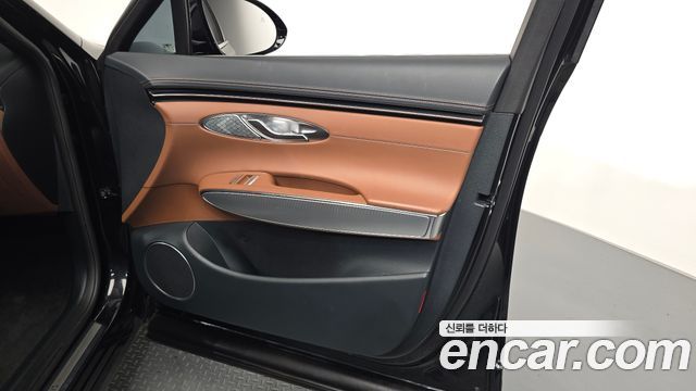 Genesis GV70 2.5T Gasoline AWD 2023 — фото 24