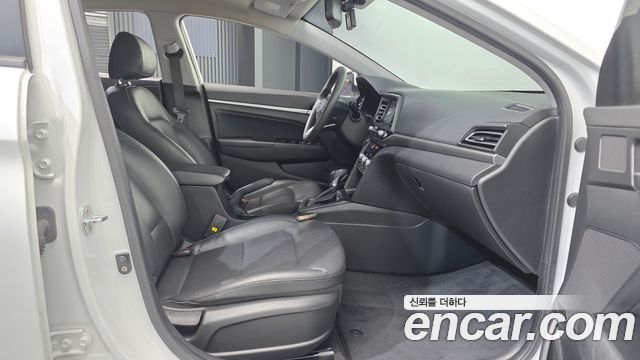 Hyundai Avante (AD) 1.6 Smart Choice 2020 — фото 11