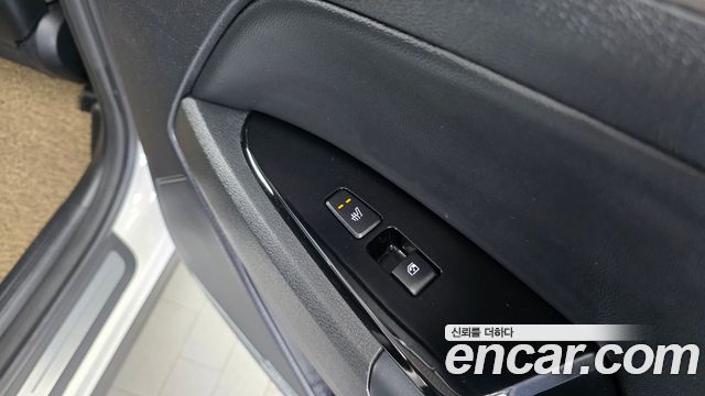 Kia Sportage Hybrid (V) Signature Gravity 2WD 2022 — фото 18