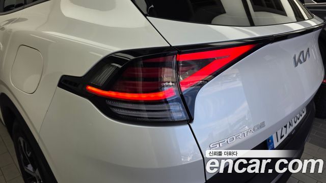 Kia Sportage Hybrid (V) Signature Gravity 2WD 2022 — фото 23