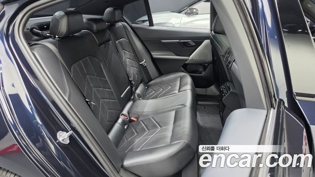 BMW 5 Series (G60) 520i M Sport 2024 — фото 12