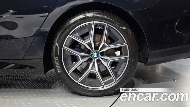 BMW 5 Series (G60) 520i M Sport 2024 — фото 21