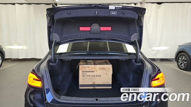 BMW 5 Series (G30) 530i M Sport Package Plus 2019 — фото 24
