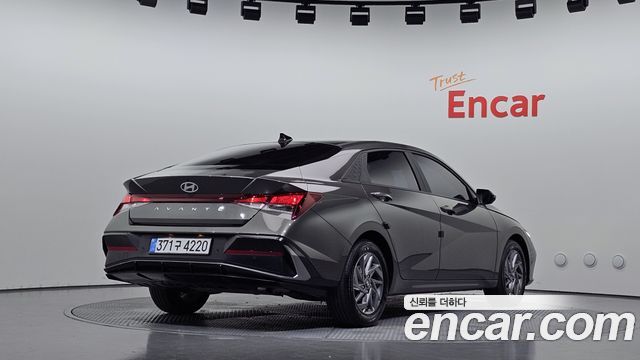 Hyundai Avante Hybrid (CN7) Modern 2024 — фото 2
