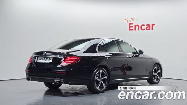 Mercedes-Benz E-Class (W213) E250 Avantgarde 2020 — фото 2