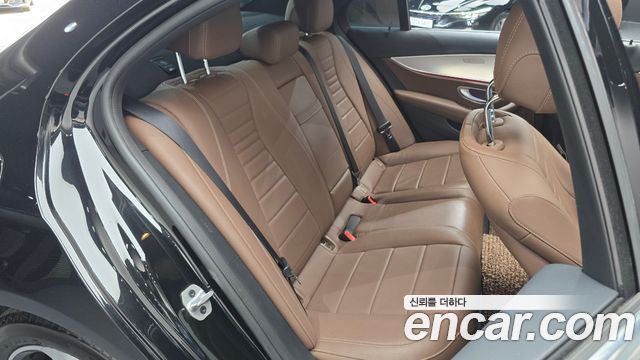 Mercedes-Benz E-Class (W213) E250 Avantgarde 2020 — фото 12