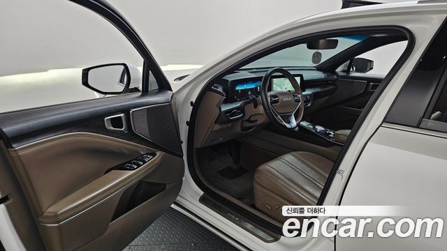 Kia K8 2.5 Gasoline 2WD Noblesse 2022 — фото 10