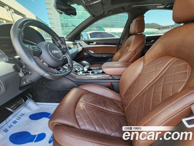 Audi S8 4.0 TFSI quattro D4 2015 — фото 5