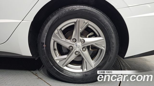 Hyundai Sonata (DN8) 2.0 LPG(rental car) Style 2020 — фото 21