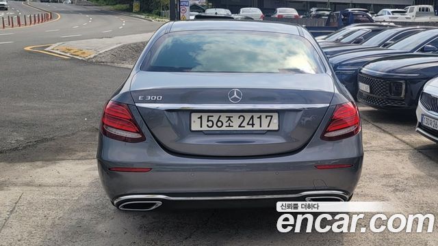 Mercedes-Benz E-Class (W213) E300 Avantgarde 2020 — фото 4