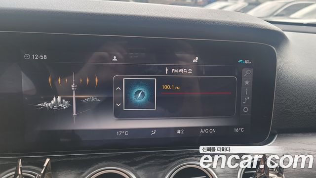 Mercedes-Benz E-Class (W213) E300 Avantgarde 2020 — фото 17