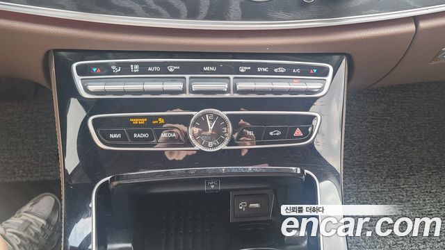 Mercedes-Benz E-Class (W213) E300 Avantgarde 2020 — фото 18
