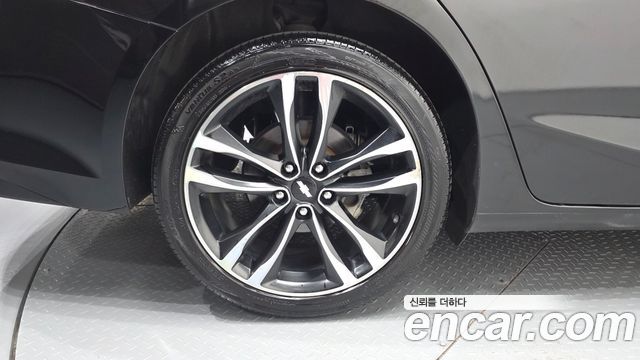 Chevrolet Malibu 1.5 Turbo Perfect Black LTZ 2017 — фото 21