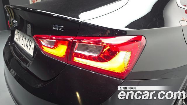 Chevrolet Malibu 1.5 Turbo Perfect Black LTZ 2017 — фото 23