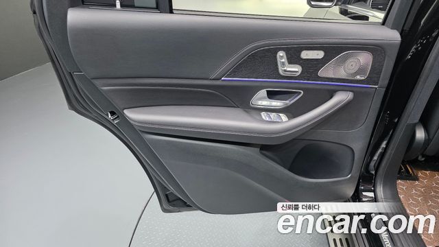 Mercedes-Benz GLS-Class (X167) GLS450 4MATIC 2025 — фото 25