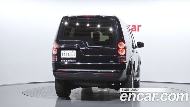 Land Rover Discovery 4 3.0 SDV6 SE 2014 — фото 4