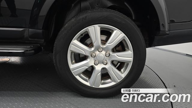 Land Rover Discovery 4 3.0 SDV6 SE 2014 — фото 21