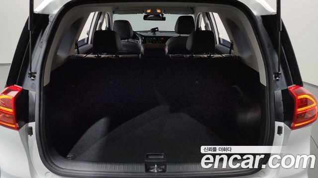 Kia Niro Plus Air 2023 — фото 19