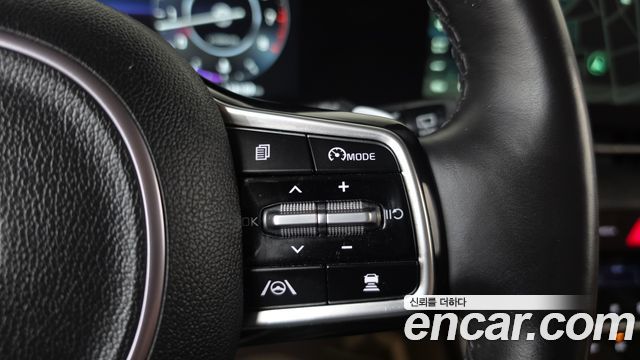 Kia Carnival (IV) Gasoline 9-Seater Signature 2023 — фото 15