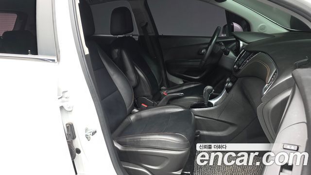 Chevrolet Trax 1.4 Blade 2018 — фото 11