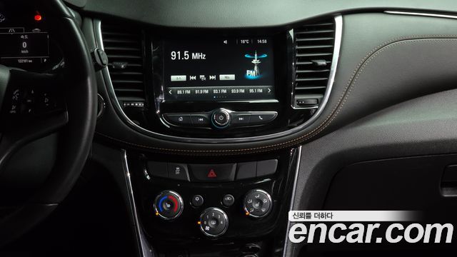 Chevrolet Trax 1.4 Blade 2018 — фото 14