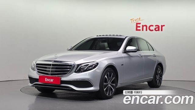Mercedes-Benz E-Class (W213) E300e 4MATIC Exclusive
