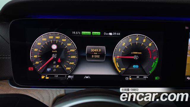 Mercedes-Benz E-Class (W213) E300e 4MATIC Exclusive 2020 — фото 8