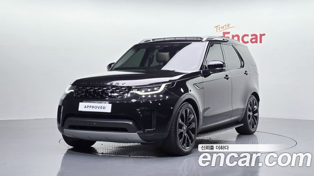 Land Rover Discovery 5 D250 SE 2022 — фото 1