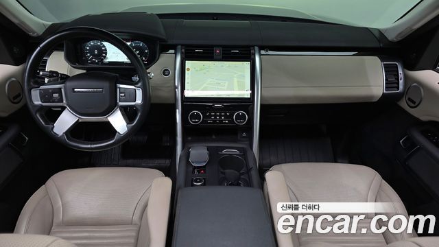 Land Rover Discovery 5 D250 SE 2022 — фото 7