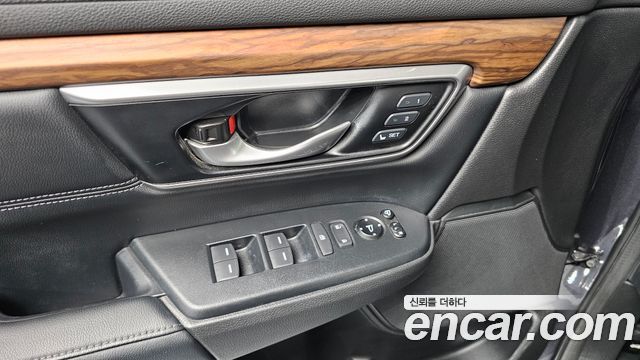 Honda CR-V (V) 2.0 Hybrid Touring 4WD 2022 — фото 15