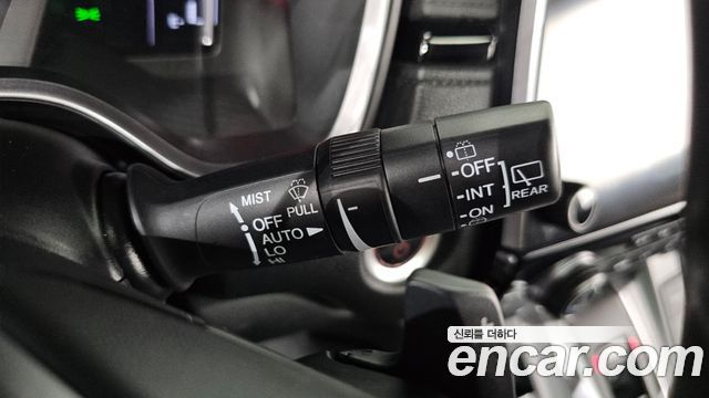 Honda CR-V (V) 2.0 Hybrid Touring 4WD 2022 — фото 20