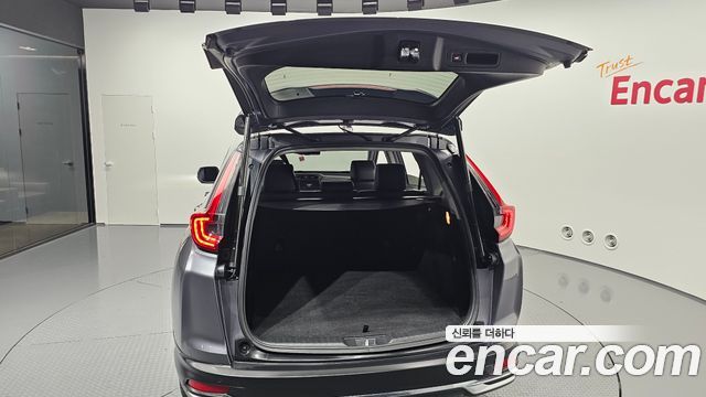 Honda CR-V (V) 2.0 Hybrid Touring 4WD 2022 — фото 34