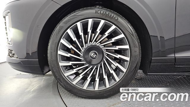 Hyundai Grandeur (GN7) 2,5 Gasoline 2WD Calligraphy 2023 — фото 5