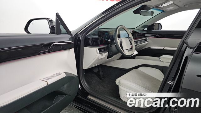 Hyundai Grandeur (GN7) 2,5 Gasoline 2WD Calligraphy 2023 — фото 10