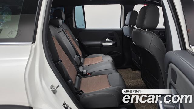 Mercedes-Benz EQB (X243) EQB300 4MATIC Electric Art 2024 — фото 11