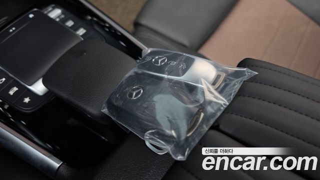 Mercedes-Benz EQB (X243) EQB300 4MATIC Electric Art 2024 — фото 15