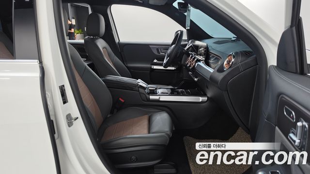 Mercedes-Benz EQB (X243) EQB300 4MATIC Electric Art 2024 — фото 26