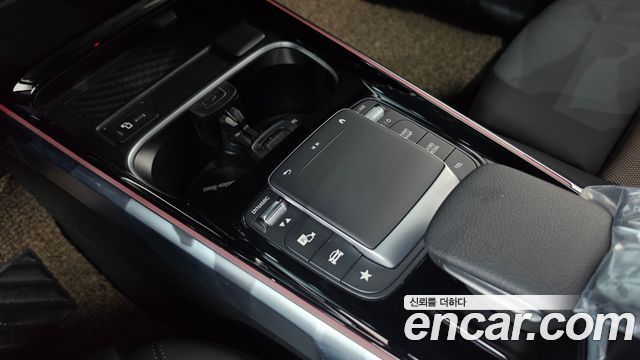 Mercedes-Benz EQB (X243) EQB300 4MATIC Electric Art 2024 — фото 28