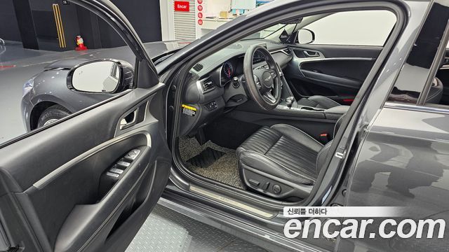 Genesis G70 2.0T Elite 2019 — фото 10
