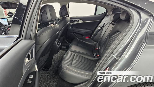 Genesis G70 2.0T Elite 2019 — фото 12