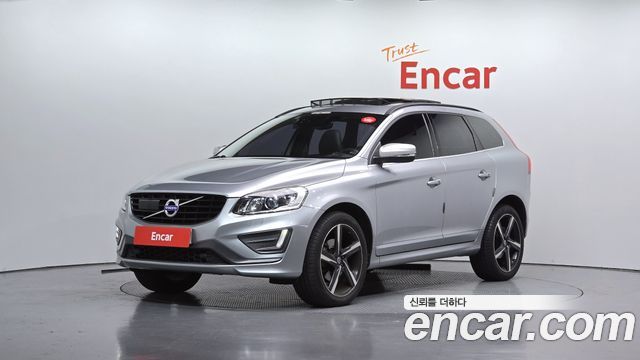 Volvo XC60 D5 R-Design AWD 1st