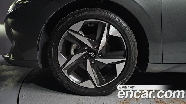 Hyundai Avante (CN7) 1.6 Inspiration 2023 — фото 5